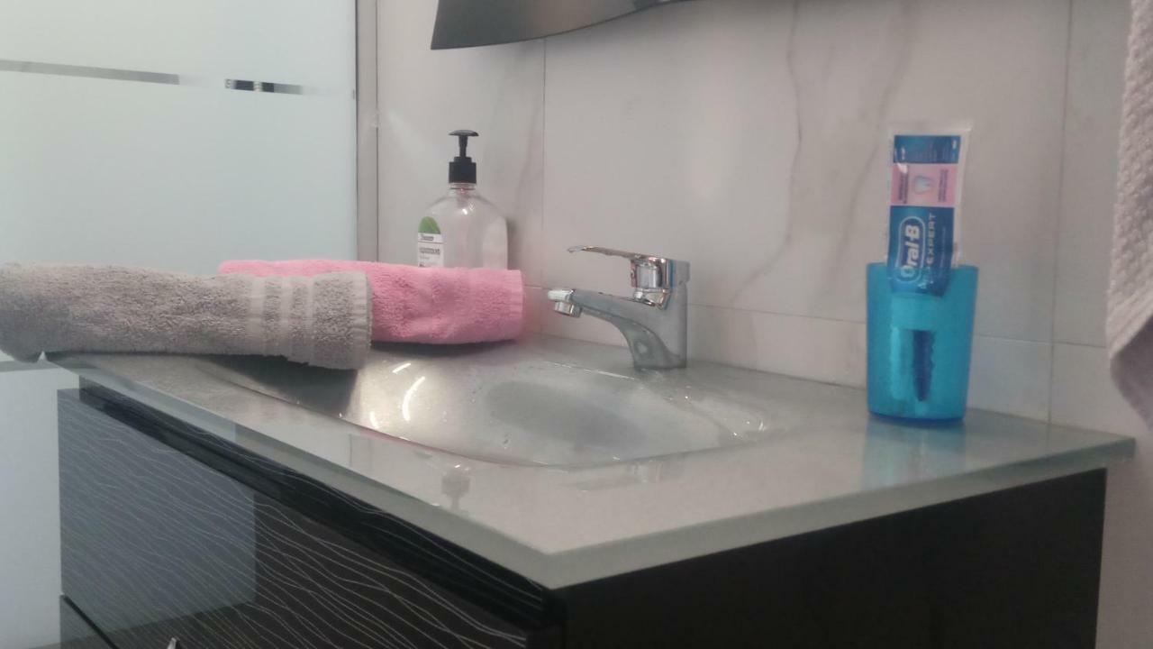 Apartment Near Stavros Niarchos Park & Acropolis Athens Luaran gambar